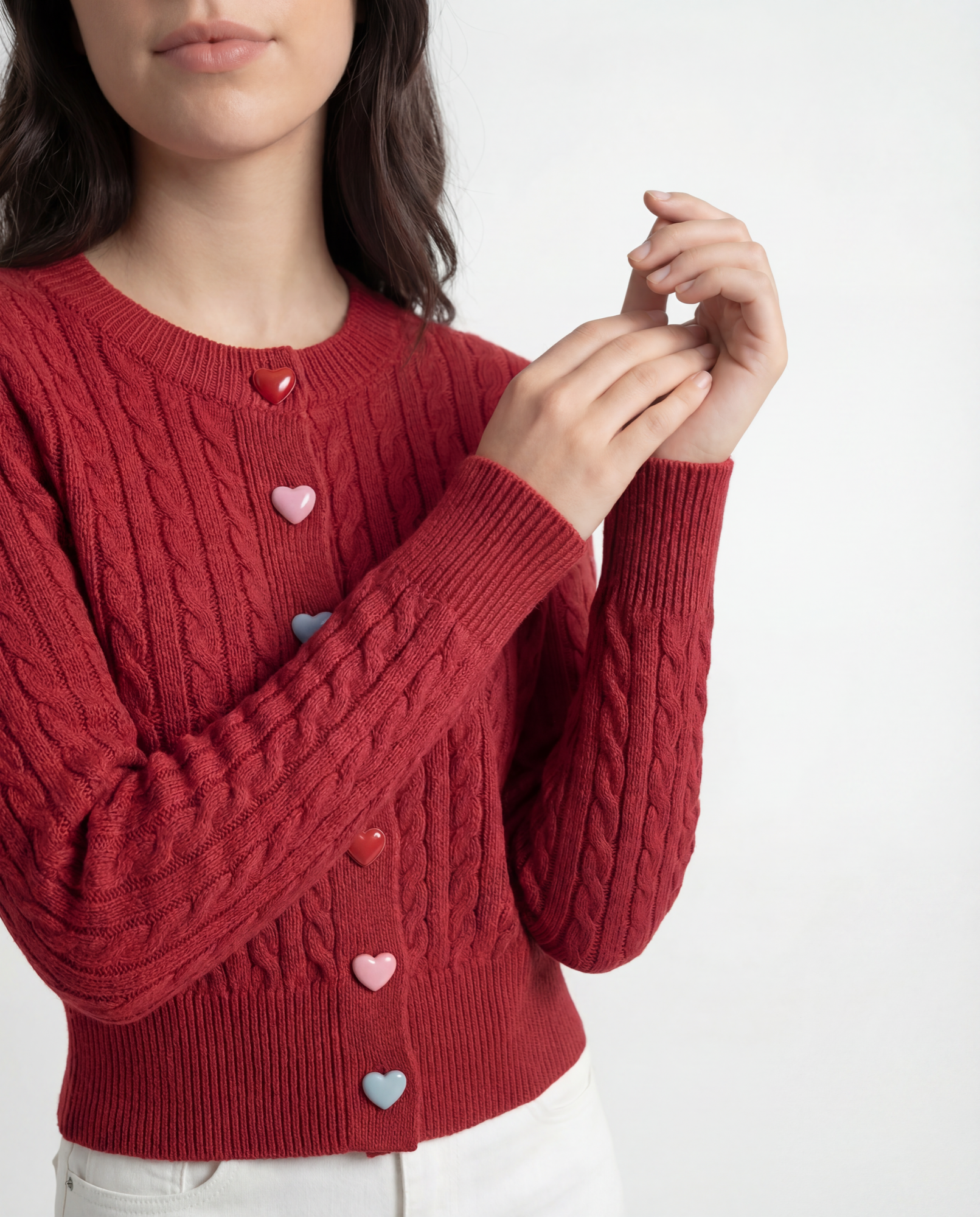 Cardigan Tejido Cable Botones Corazón Rojo - nn.studio Style C2809
