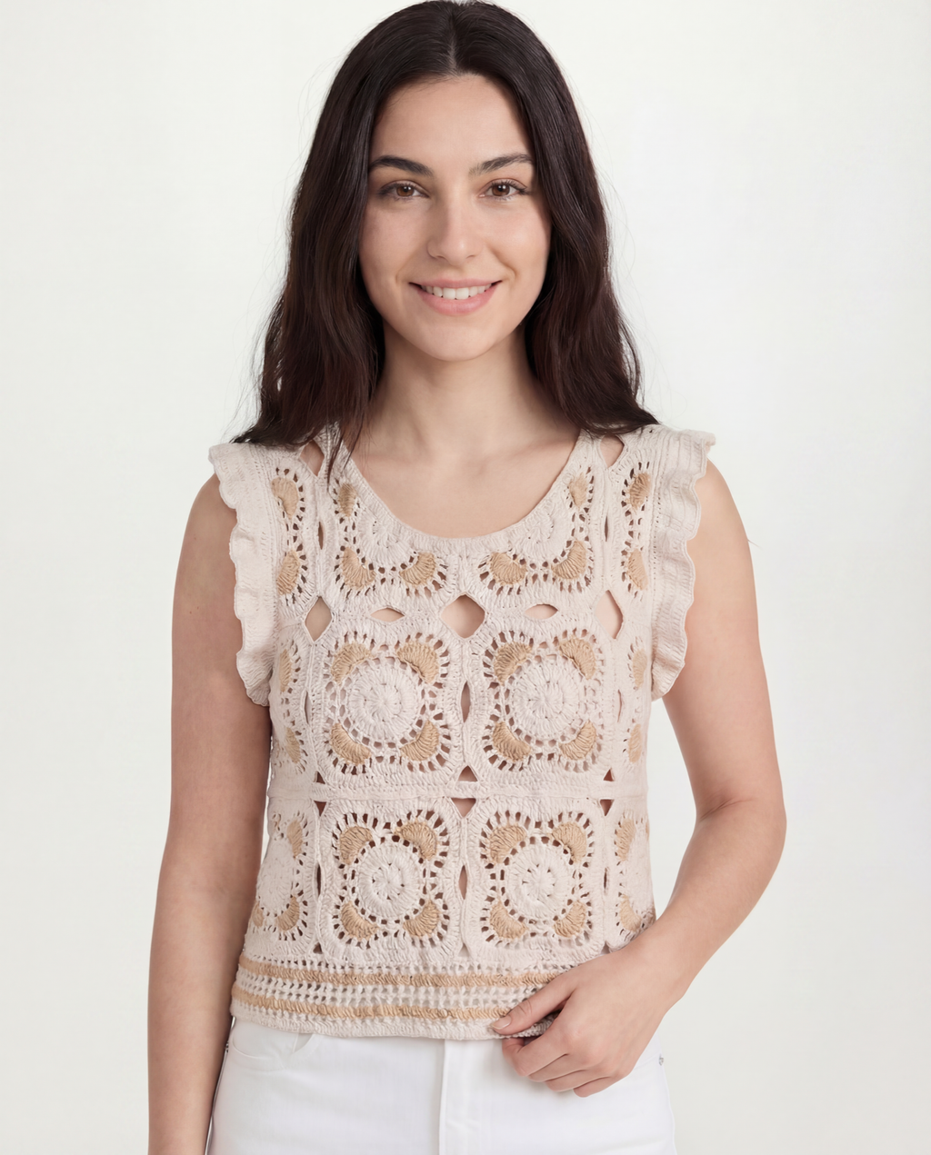 Top Crochet Calado con Volantes Beis - nn.studio Style 0001
