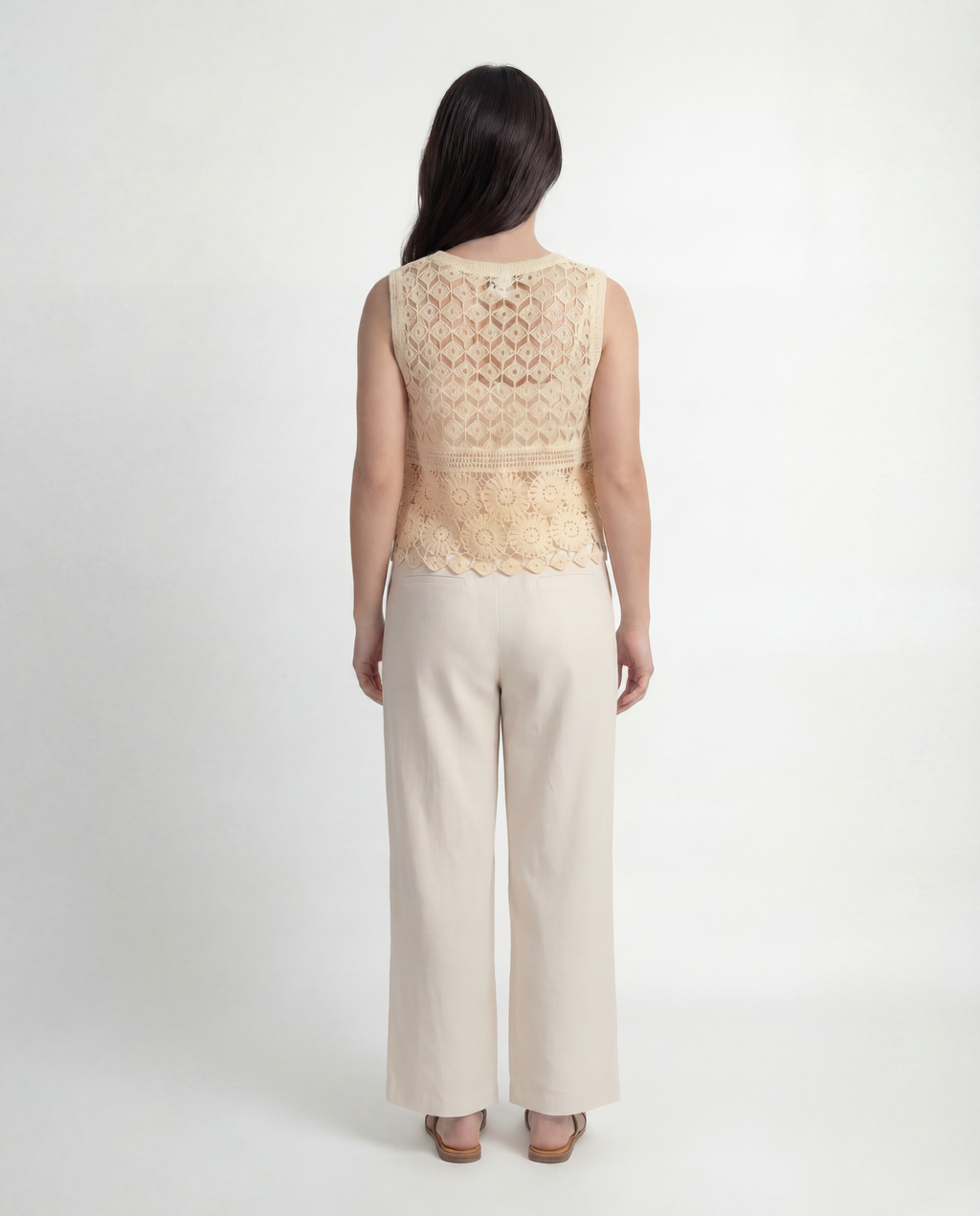 Top Crochet Geométrico Festoneado Beis - nn.studio Style 0003