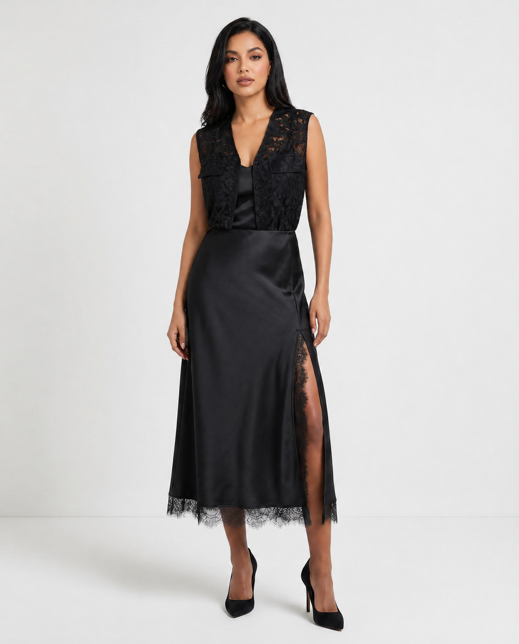 Falda Midi Satén con Abertura y Encaje Negro - nn.studio Style N837