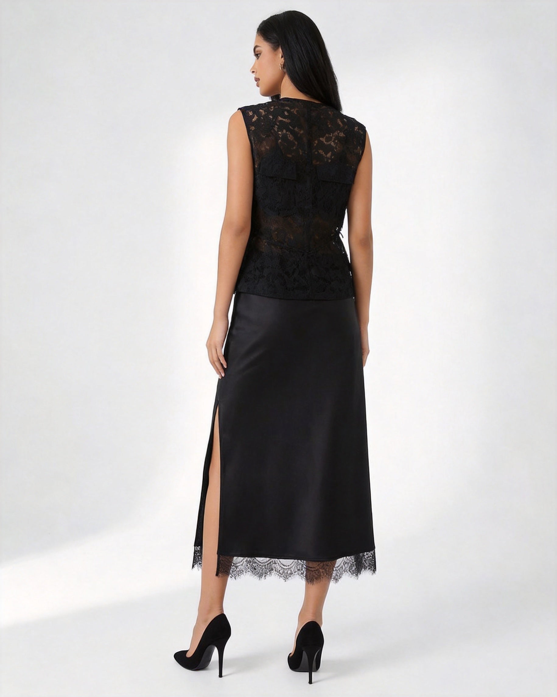 Falda Midi Satén con Abertura y Encaje Negro - nn.studio Style N837