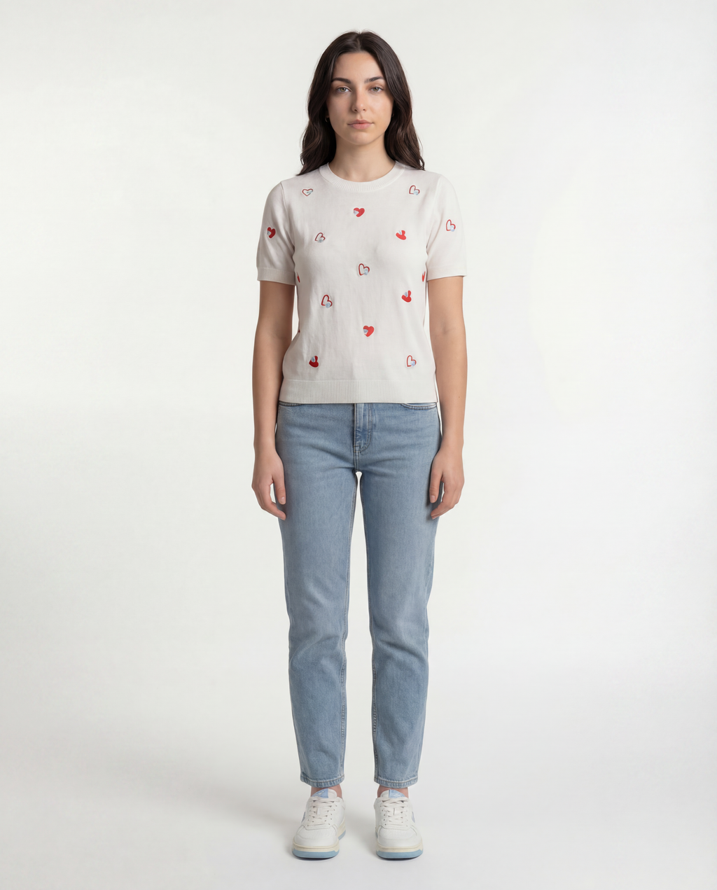 Sweater Knit Corazones Bordados Blanco - nn.studio Style E5358