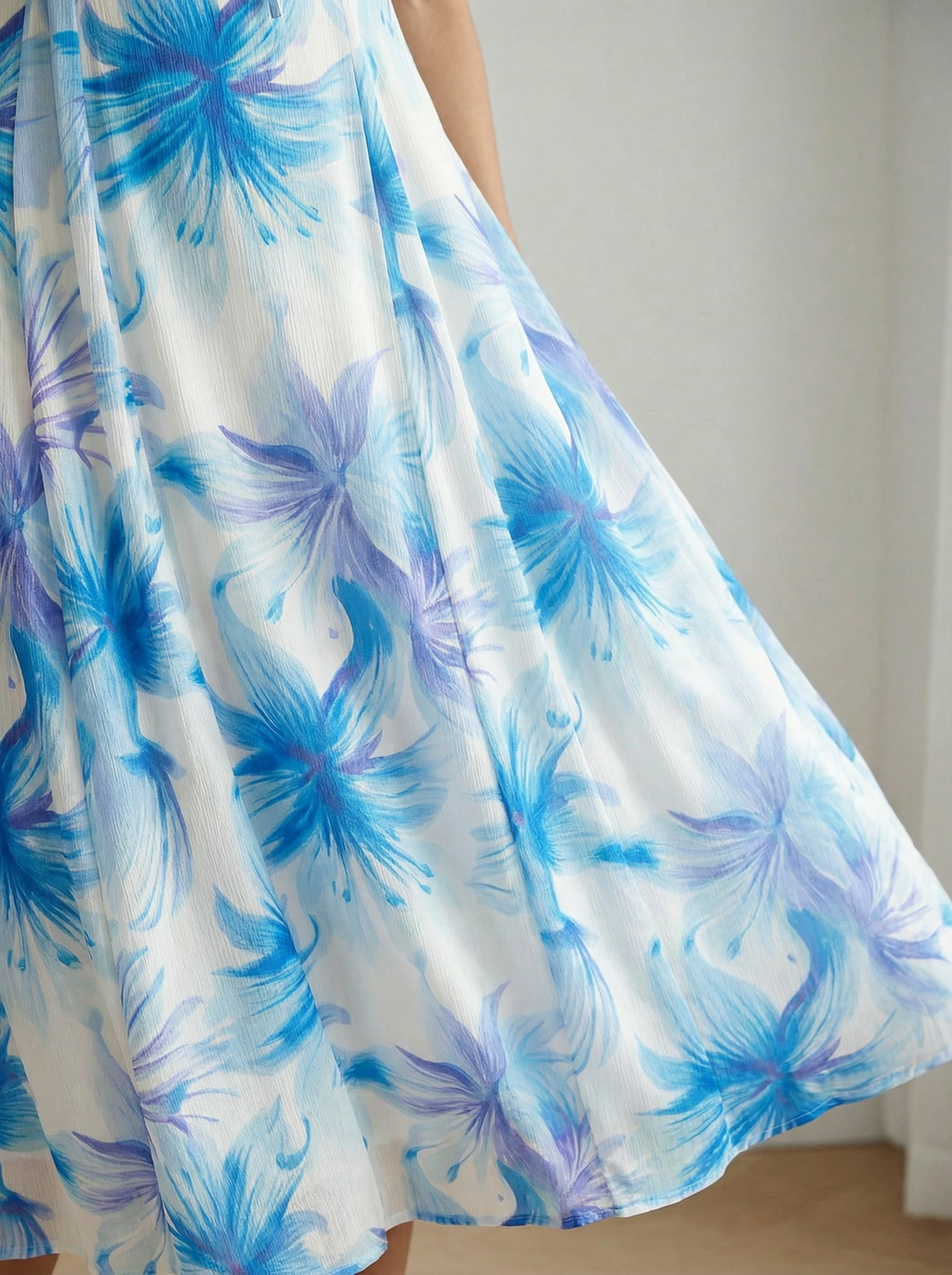Vestido Midi Tropical Azul Azul/blanco con hojas tropicales - nn.studio Style 202601-A