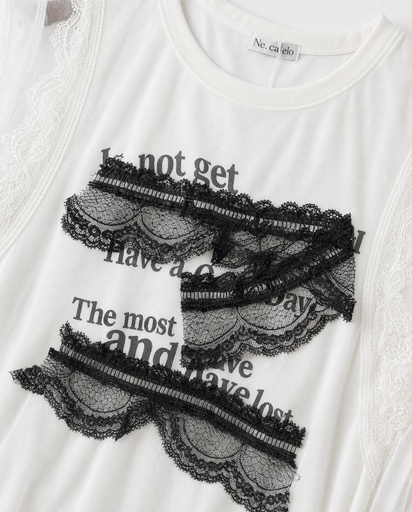 Top Sin Mangas con Encaje y Gasa Blanco - nn.studio Style F6767